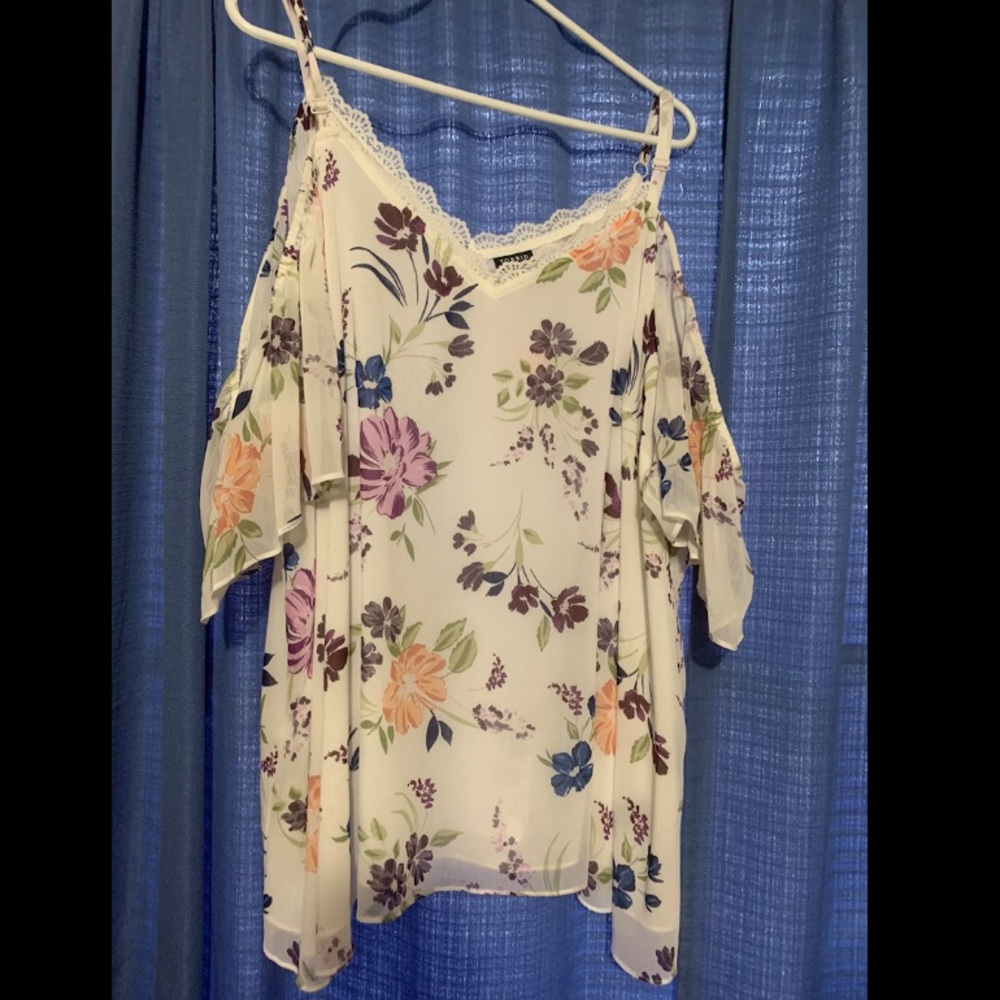 Torrid 5x cold shoulder blouse